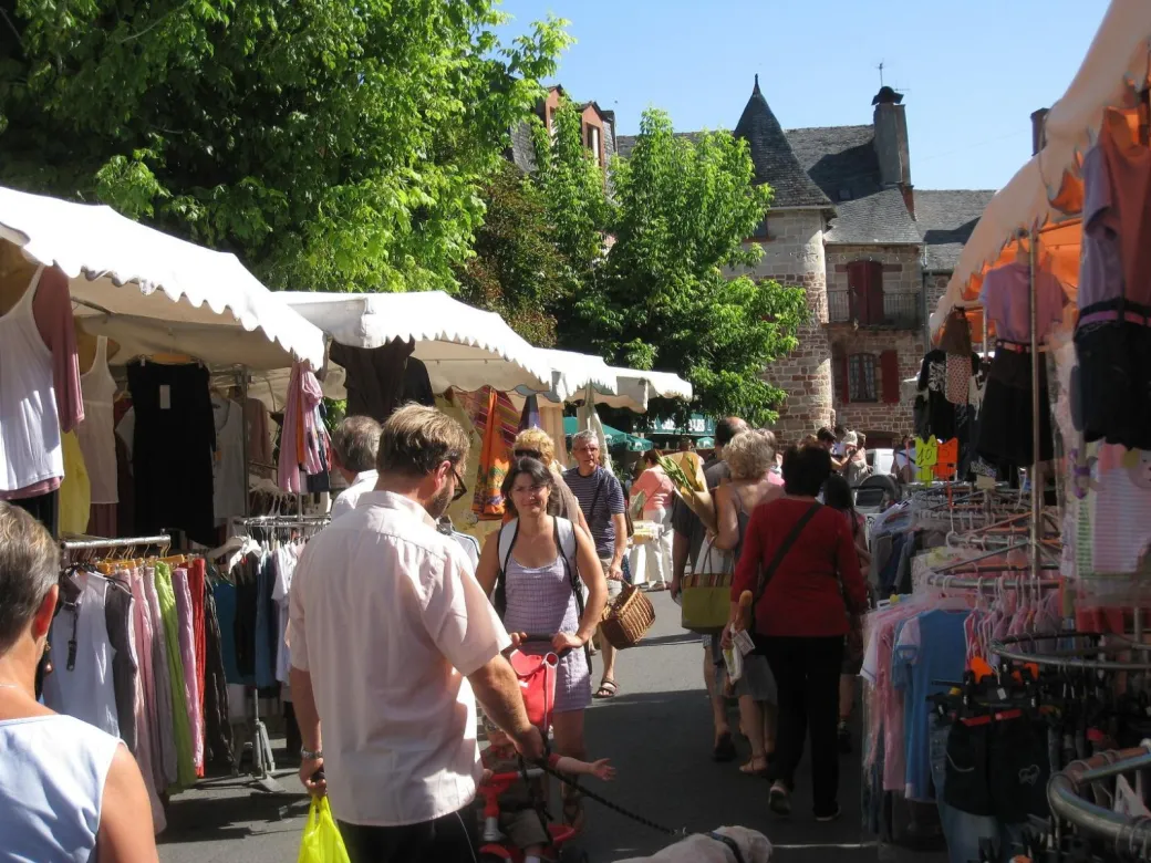 Foire à Meyssac - Crédit: ©Marché de Meyssac