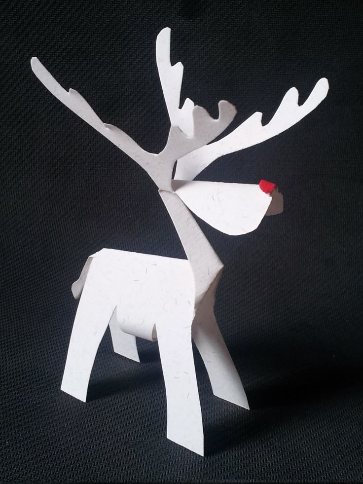 La cour des arts : Sculpture de rennes