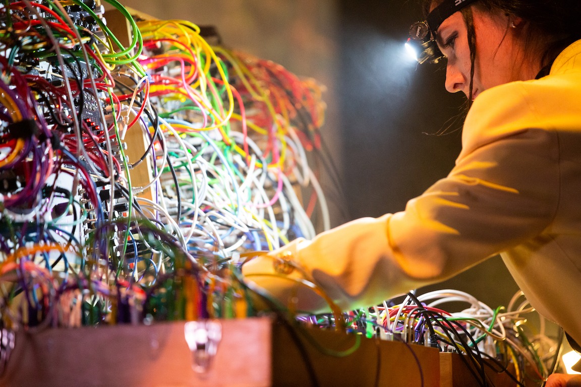 Des Lendemains qui chantent : Hélène Vogelsing ...