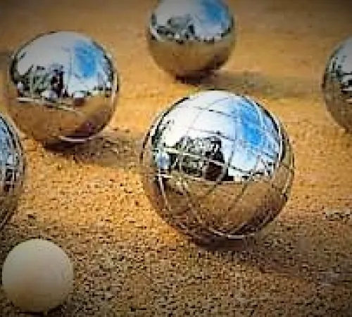 Concours de pétanque