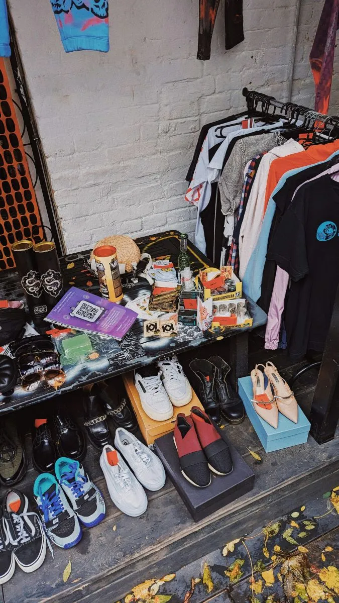 Vide-grenier à Puy D' ... - Crédit: andrii-solok