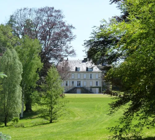 Visite commentée du Parc Arboretum Château de Neuvic d'Ussel
