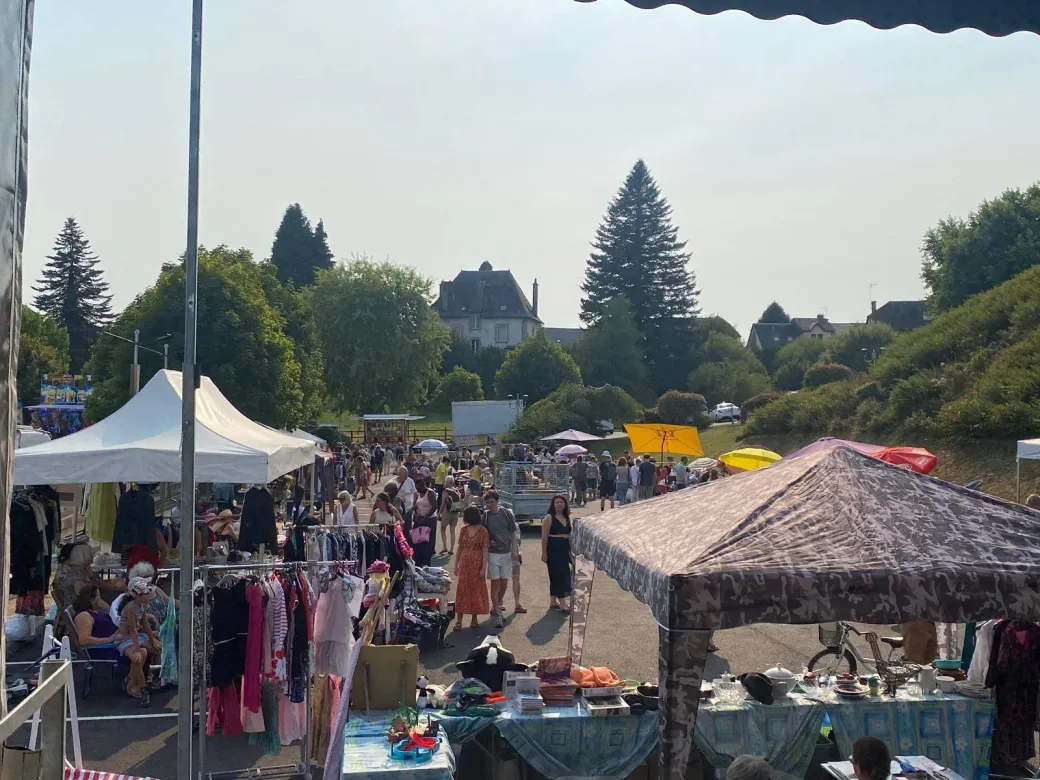 VIDE GRENIER SEMI-NOC ...