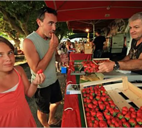 Marché gourmand à Lissac sur Couze