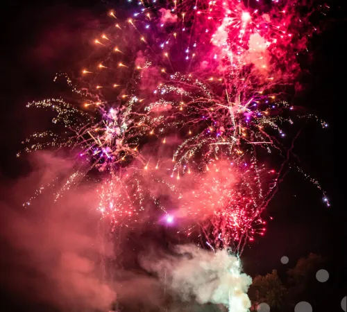 Feu d'artifice à Beaulieu-sur-Dordogne