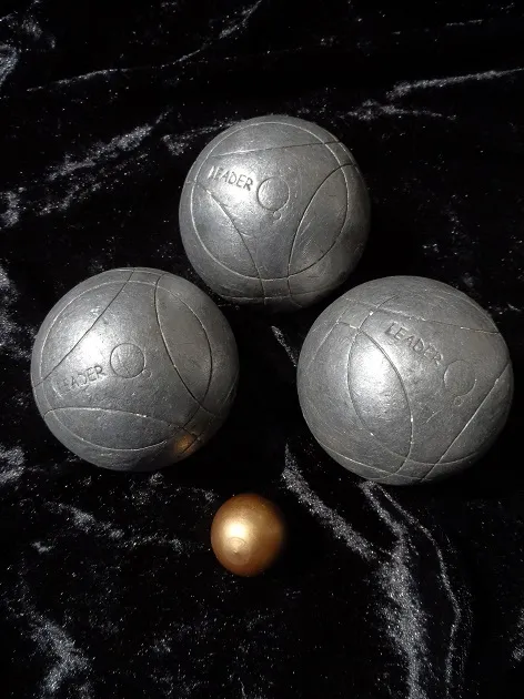Boule lyonnaise: Gran ... - Crédit: libre de droits