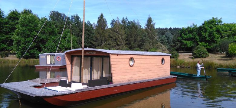 Monédières village