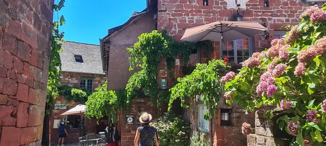 Collonges-la-Rouge