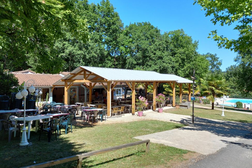 Camping au Bois Dormant ***