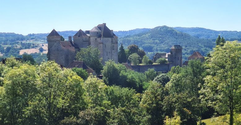 Visit Curemonte, one of the Most Beautiful Vil ...