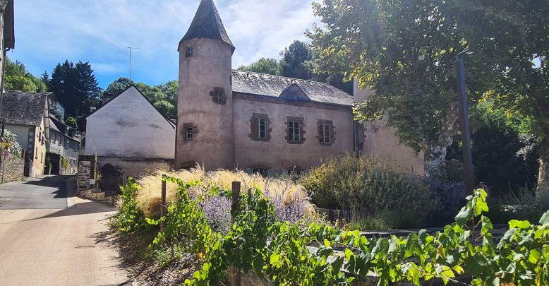 The medieval and natural wonders of Allassac