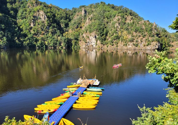 Canoe trip in the Haute-Dorgogne gorges