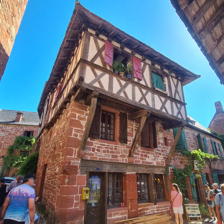 A walk in Meyssac!