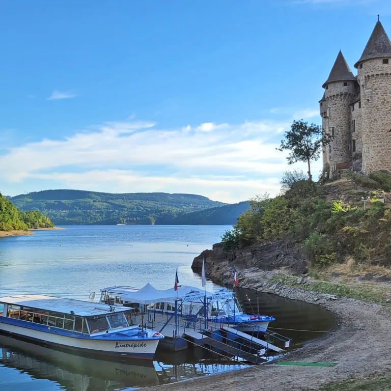 Val Castle: A place for leisure and relaxation!