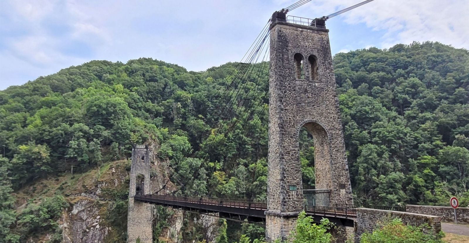 Walk to the Rochers Noirs Viaduct and its susp ...