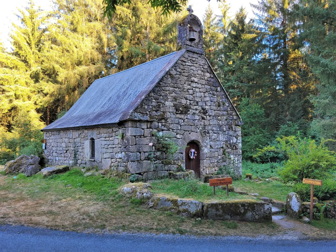 Village abandonné de Clédat chapelle