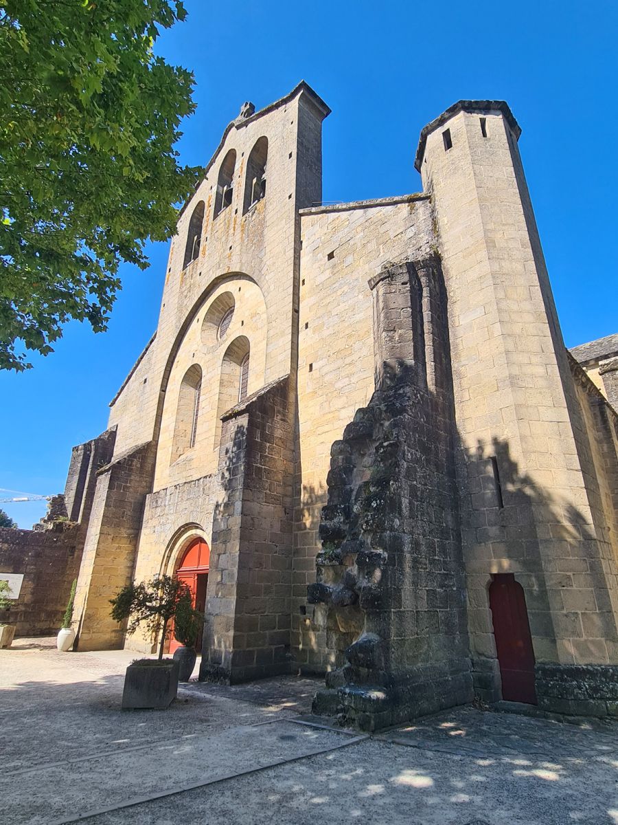 Aubazine église
