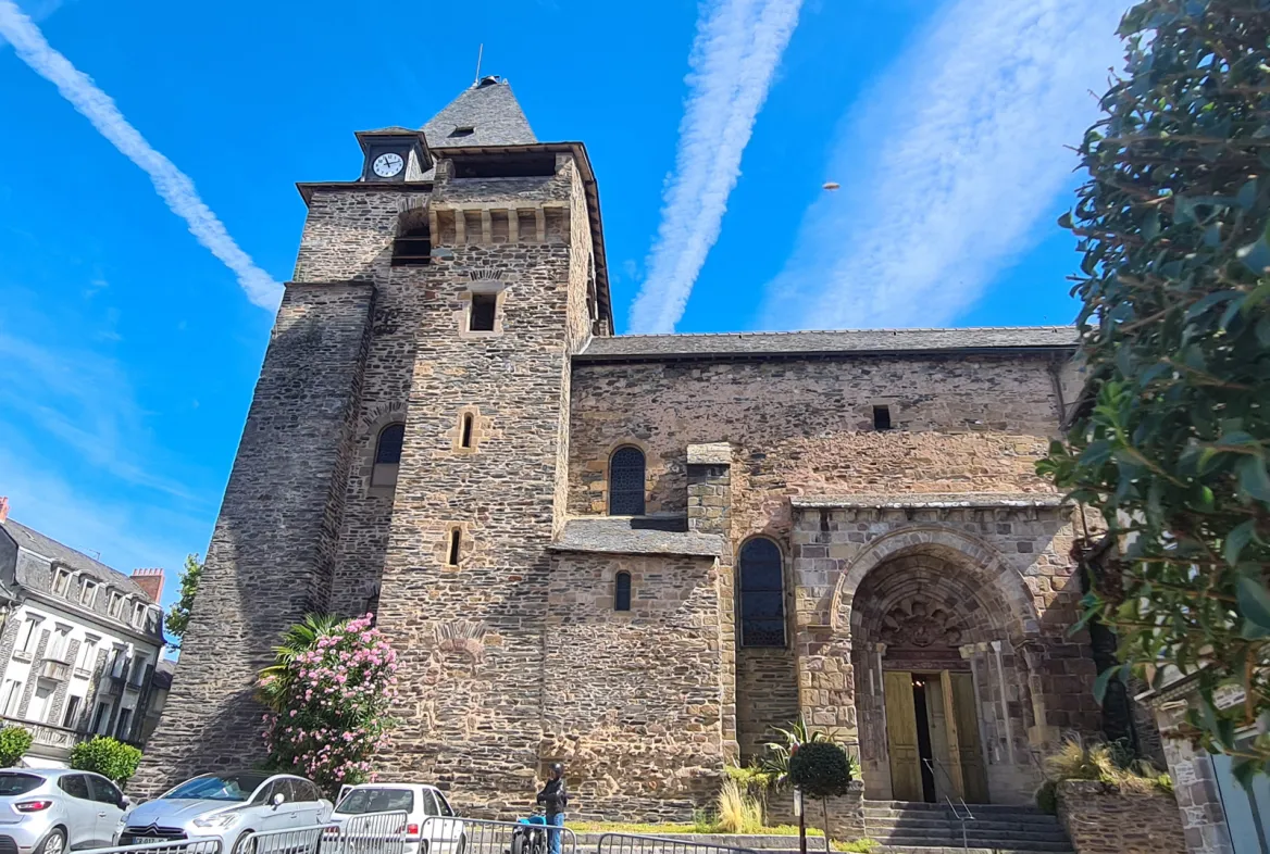 L'Eglise Saint-Jean-Baptiste d'Allassac