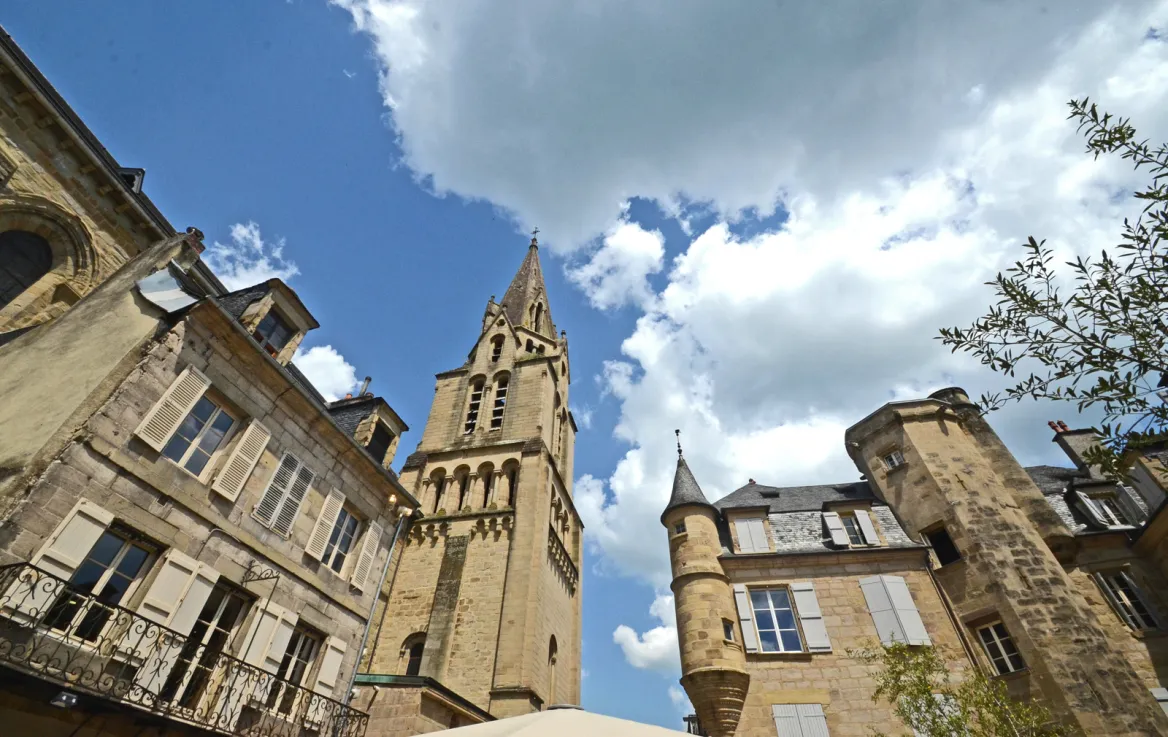 Brive AdobeStock jacques