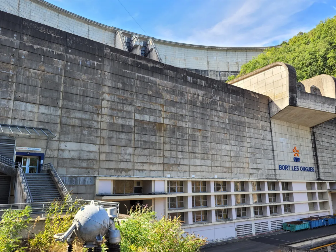 Barrage de Bort les Orgues