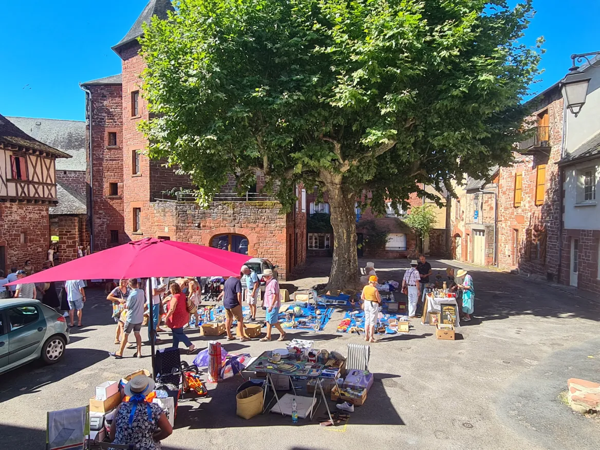 Place du village de Meyssac