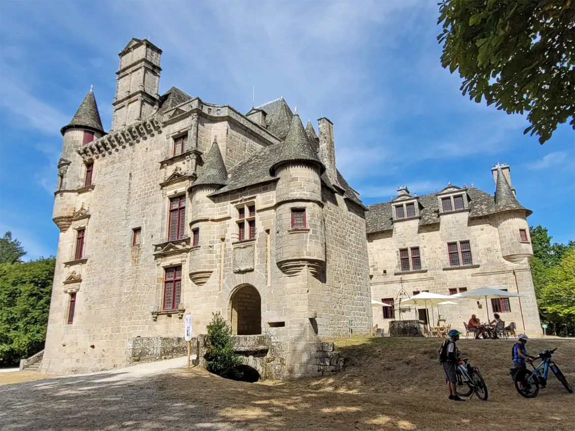 Sedieres Castle