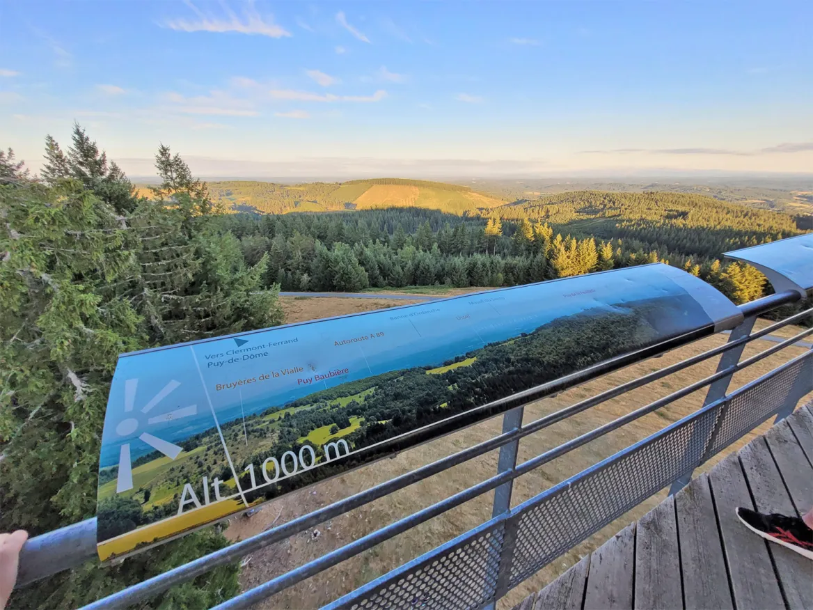 Panoramic tour of Mont Bessou